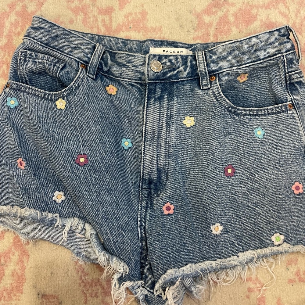 Pacsun Womens Jean Shorts with flowers